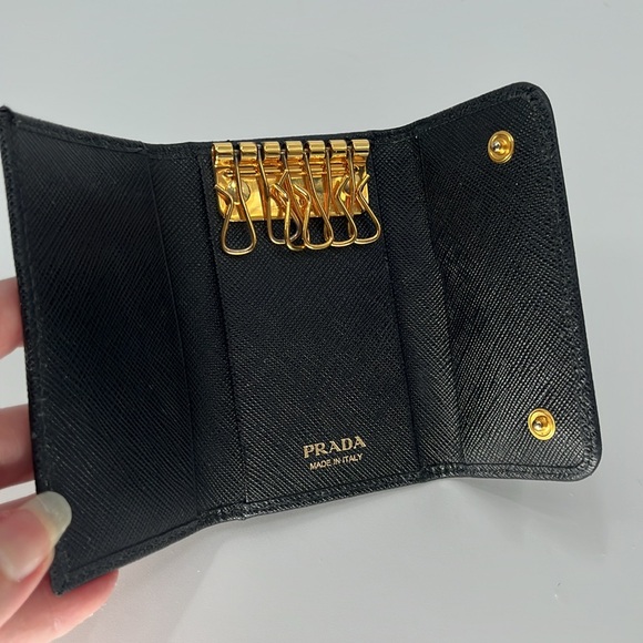 Prada Black Saffiano Bow Ribbon Key Case on Chain - Picture 9 of 12